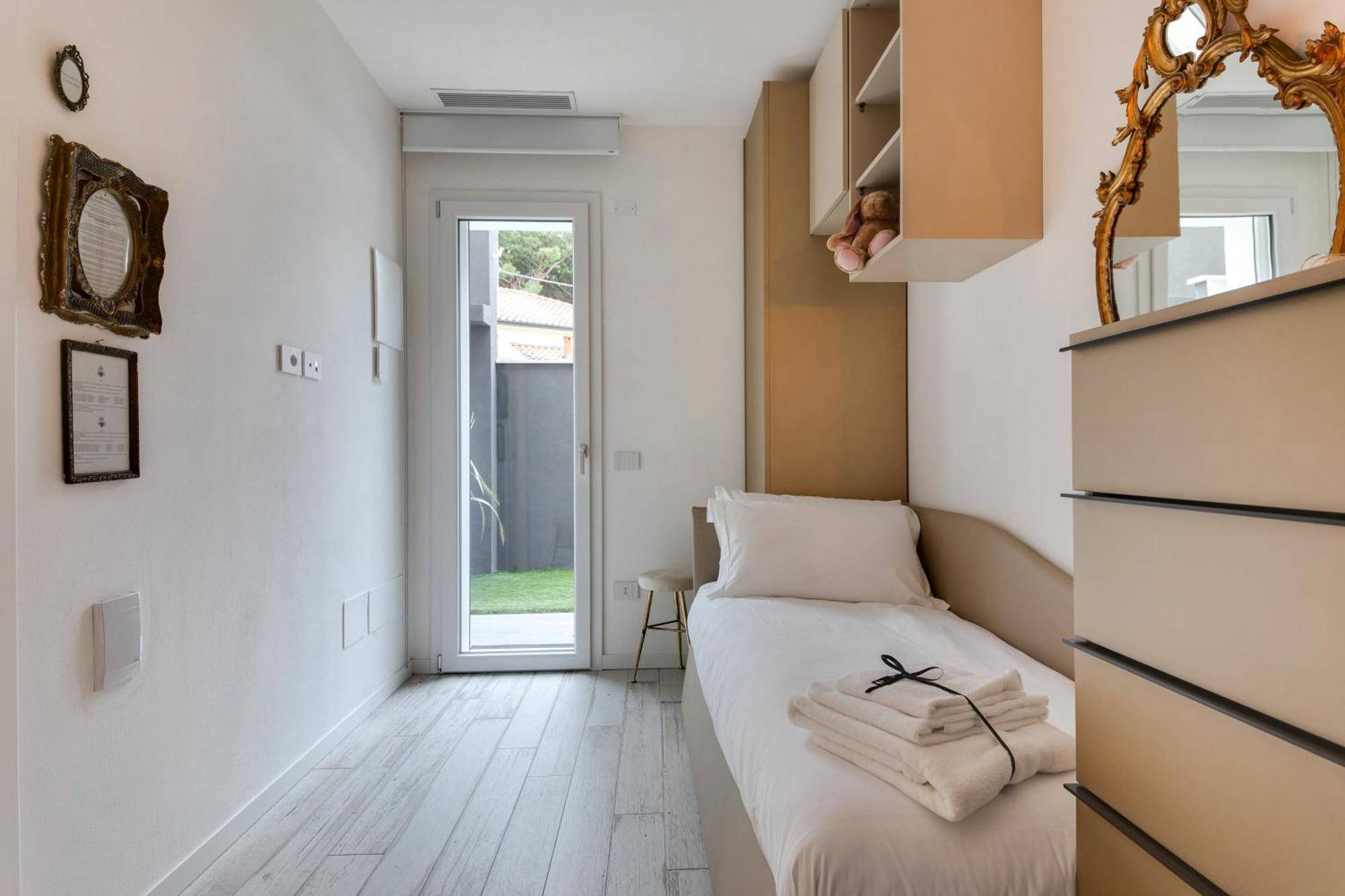 Villa Monti Suites&Aparts Cesenatico Kültér fotó